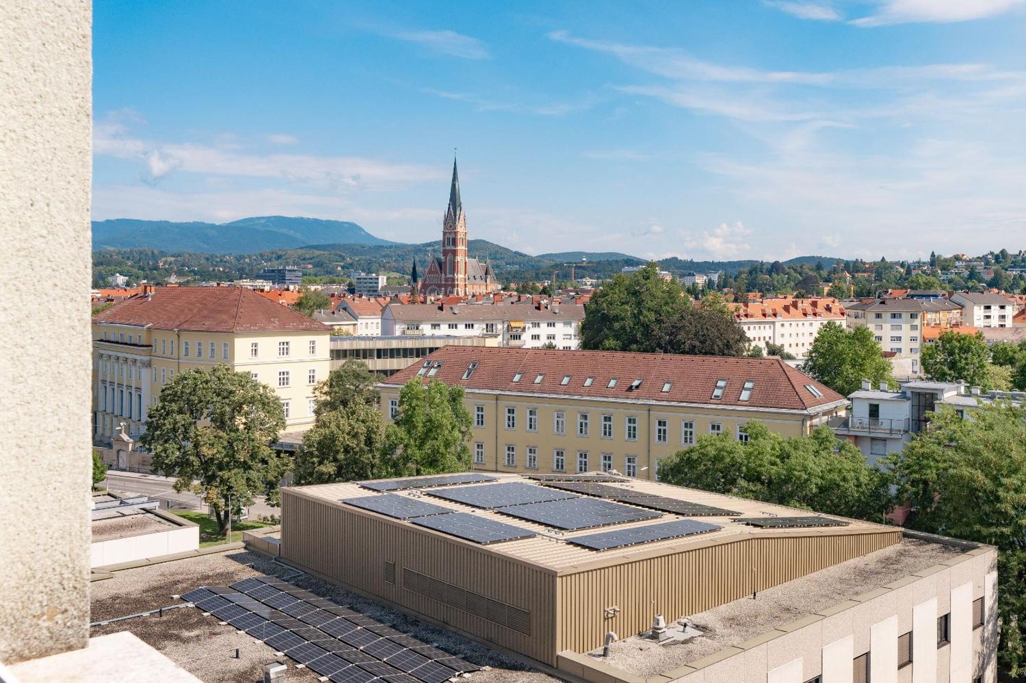 Tamliving Zentrum Luxus Parken Messe Wifi Traumaussicht Sunrise&Sunset Graz Dış mekan fotoğraf